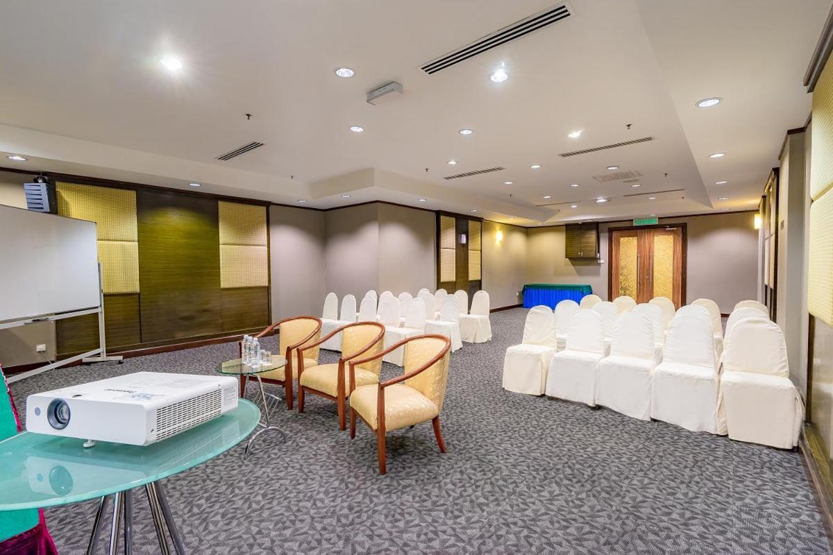 Crystal Crown Hotel Kuala Lumpur Buitenkant foto
