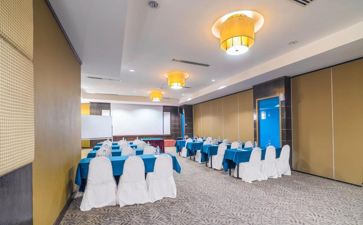 Crystal Crown Hotel Kuala Lumpur Buitenkant foto